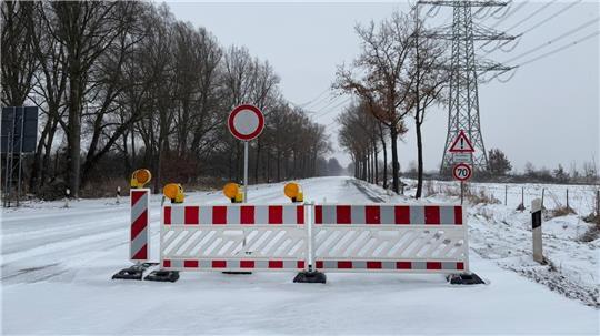 Auch am Donnerstag ist die L111 in Stade im Bereich der Schwingebrücke aufgrund einer streikbedingten Sperrung nicht passierbar.