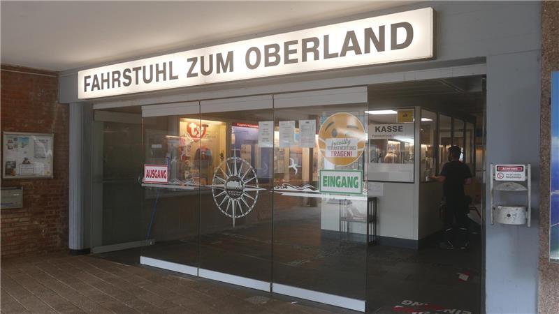 Auch auf Helgoland kann man Fahrstuhl fahren.