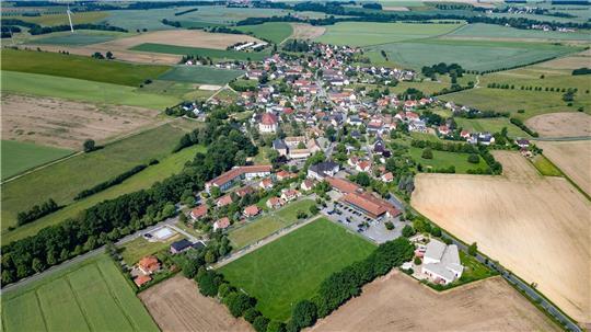 Auch auf dem Land versuchen viele Initiativen, kulturelle Angebote zu organisieren und den Zusammenhalt zu stärken. (Archivbild)