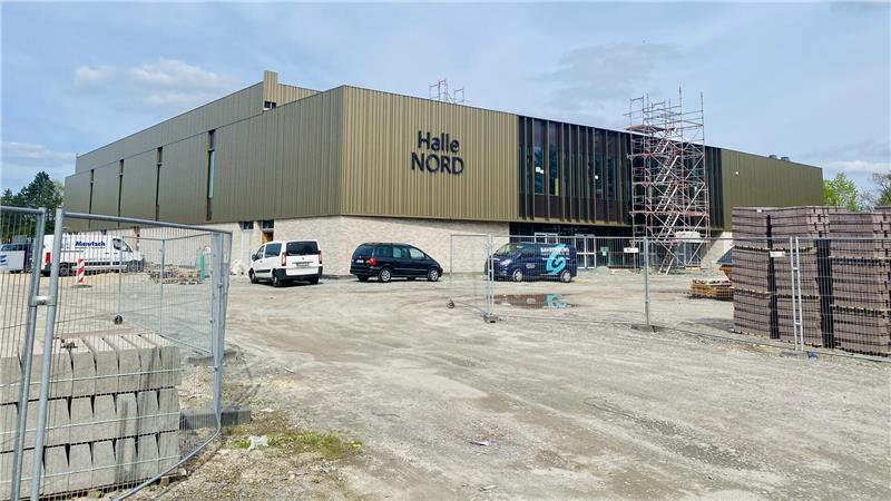 Halle Nord heißt auch weiterhin so: Namensrechte werden nicht verkauft Auch das Außengelände soll zur Eröffung der neuen Halle Nord fertig sein.