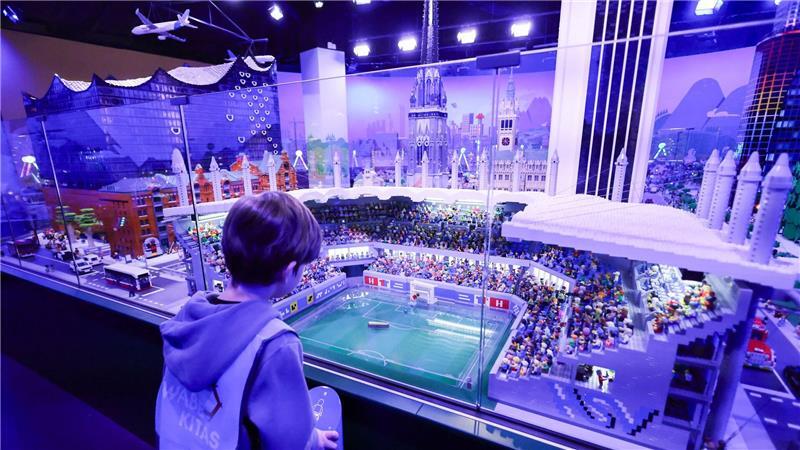 Auch das HSV-Stadion wurde nachgebaut.