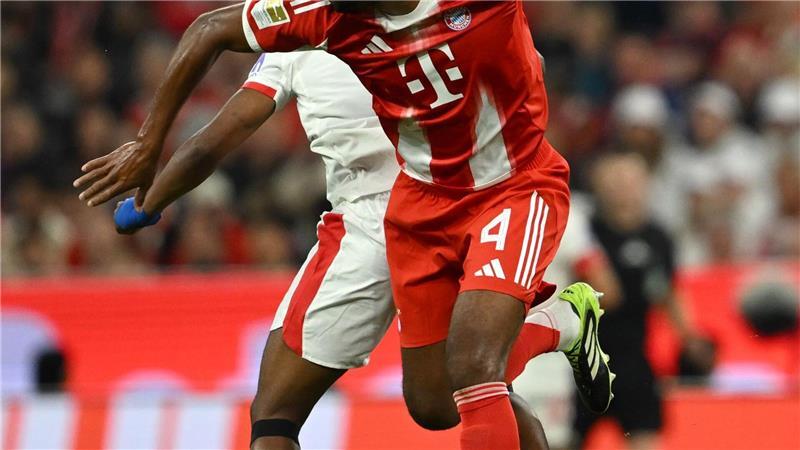 Bayerns schmale Luxus-Offensive überrollt Leipzig Auch defensiv hatten die Bayern, hier mit NeuzugangJonathan Tah, alles im Griff.