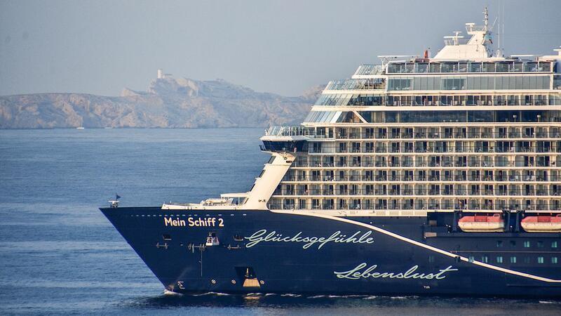 Auch der Kreuzfahrtanbieter Tui Cruises beteiligt sich an dem Programm. (Archivbild)