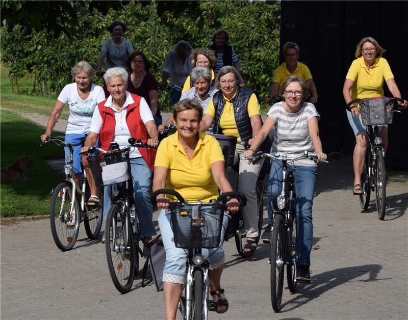 Auch die Altländer Landfrauen haben wieder ein Team beim Stadtradeln angemeldet. Archivfoto Richter