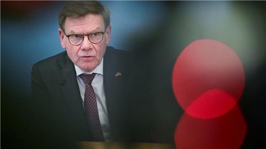 Auch die Bundesregierung greift den KI-Trend um den Pinguin auf. (Archivbild)