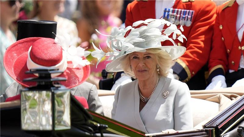 Eine Frage der Hüte: Dresscode beim Pferderennen in Ascot Auch die Royals sind dabei.