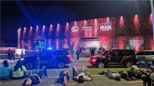 Auch die brasilianische Bundespolizei war im Einsatz.