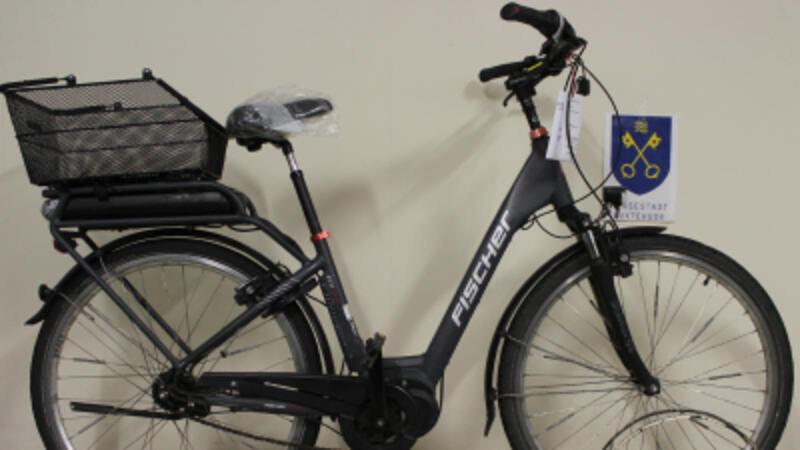 Fahrräder und Handys: Diese Fundsachen versteigert Buxtehude Auch dieses E-Fahrrad Marke Fischer (Ecu 1820 - 28 Z - Alu) kann bei der Buxtehuder Auktion ersteigert werden.