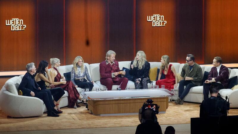 Letzte große Show: Gottschalks „Wetten, dass..?“-Abschied Auch dieses Mal nahmen zahlreiche Promis auf der berühmten Couch Platz.