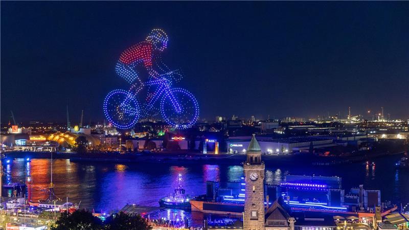 Auch ein Radrennfahrer war zu sehen.