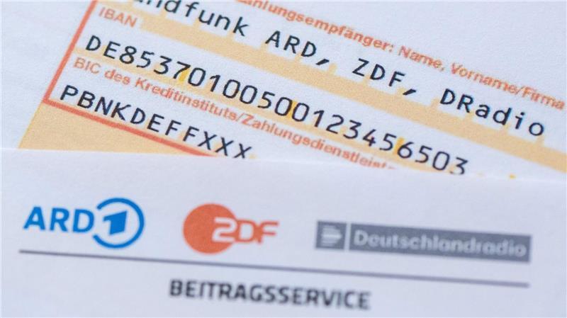 Auch ein deutsches Bankkonto wird angegeben. Das ist aber nicht vom Beitragsservice von ARD und ZDF.