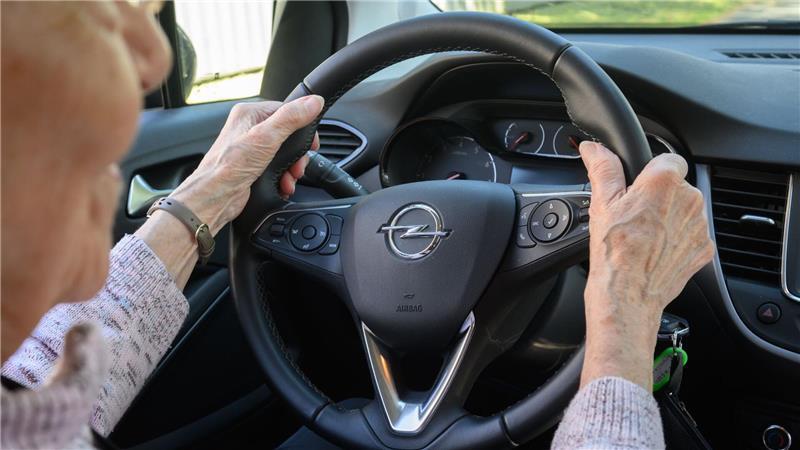 Auch im Norden sind immer mehr ältere Menschen in Unfälle verwickelt. (Symbolbild)