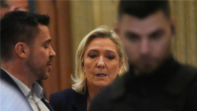Auch in Berufung fordert die Anklage, Le Pen zeitweise das passive Wahlrecht zu entziehen. (Archivbild)