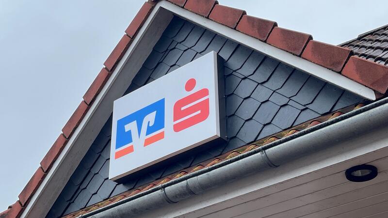Auch in Hedendorf arbeiten die Sparkasse Harburg-Buxtehude und die Volksbank schon zusammen.