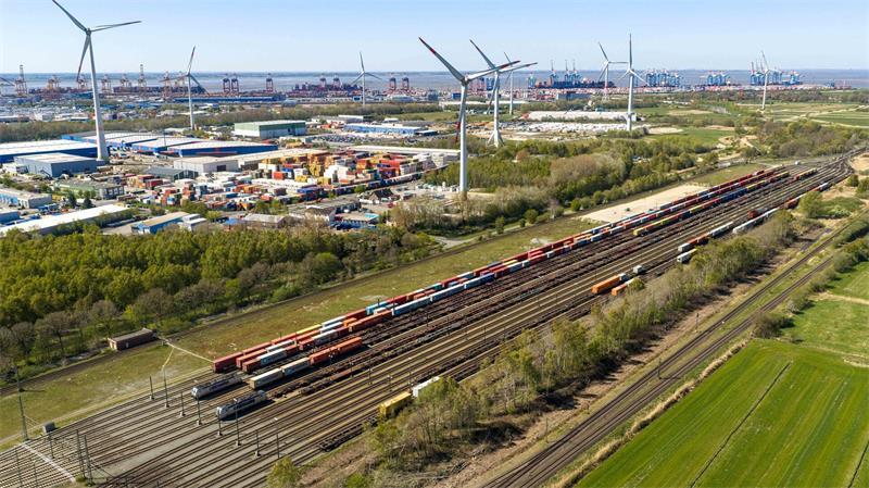 „Größte Investition“ - Milliarden für Nato-Drehscheibe Auch in die Infrastruktur für den Weitertransport wird investiert. (Archivfoto)