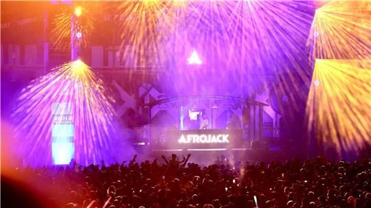 Auch in diesem Jahr wird am ersten Augustwochenende der Rotenburger Flugplatz zur Partyzone. Allerdings gibt es dieses Mal noch weitere Highlights für die Besucher.