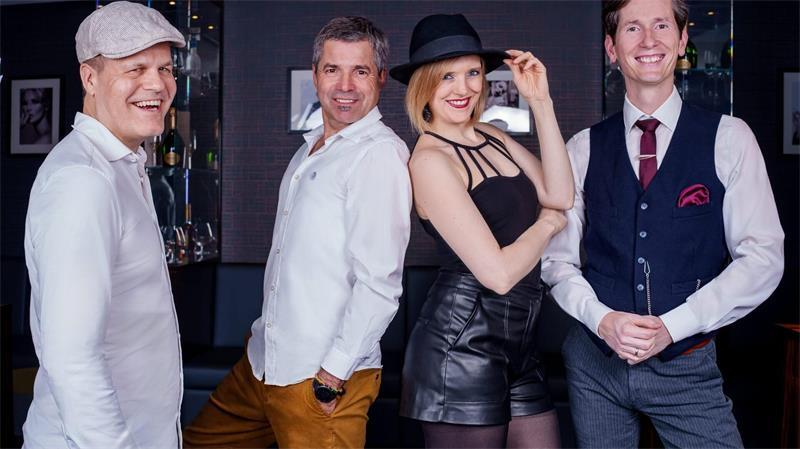 Bierzauber und Streetfood locken in den Harsefelder Klosterpark Auch mit dabei: Maroon to Black.