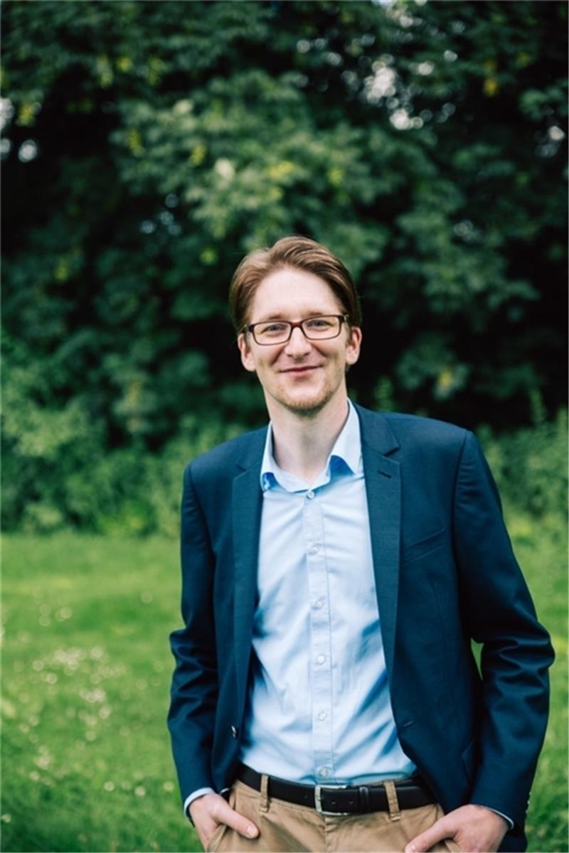 CDU-Vorsitzender: Das sind die Stärken und Schwächen der Samtgemeinde Apensen Auf Sachlichkeit bedacht: Dr. Florian Gorniak , neuer Vorsitzender der CDU in Apensen.