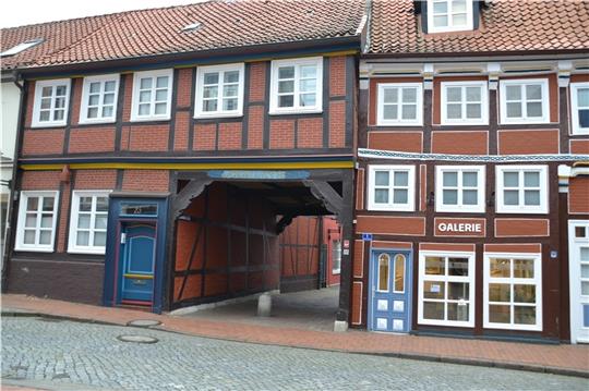 Auf das Jahr 1658 ist das Hahnentor datiert.