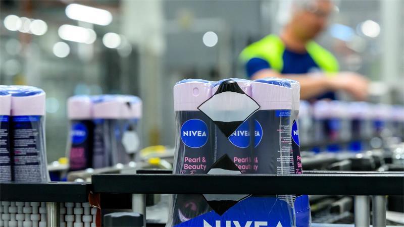 Auf dem Deodorant-Markt hat Beiersdorf nach eigenen Angaben Anteile zurückgewonnen. (Archivbild) 