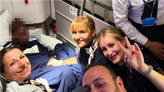 Auf dem Flug aus dem Senegal nach Italien hat eine Passagierin ein Kind zur Welt gebracht. (Foto: Handout)