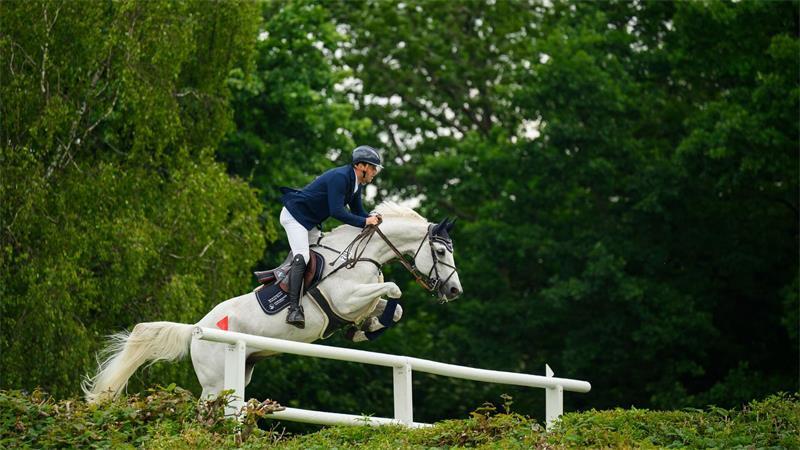 Auf dem Gelände des Derby-Parks macht die neue Reitsport-Serie im September Station.