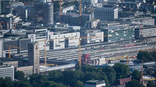Auf dem Gleisvorfeld des Hauptbahnhofs will die Stadt bauen - doch das dürfte schwierig werden (Archivfoto). 
