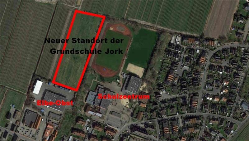 Auf dem Grundstück oberhalb von Elbe-Obst und Schulzentrum wird die Gemeinde Jork die neue Grundschule bauen. Foto Google Earth