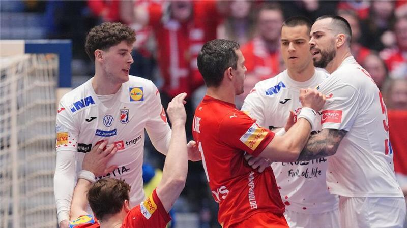 Dänen zerstören Duvnjaks Gold-Traum: Vierter Titel in Folge Auf dem Parkett kam es mehrmals zu Rangeleien.