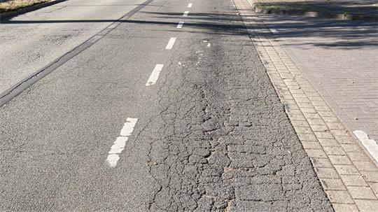 Auf den Kreisstraßen sollen unter anderem Unebenheiten beseitigt werden.