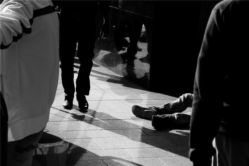 Auf den Straßen Hamburgs sind in diesem Jahr bereits 23 Obdachlose verstorben (Symbolbild). Foto: Pixabay/Paolo Trabattoni