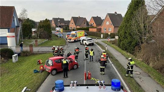 Auf der L140 passierten 2023 insgesamt 21 Unfälle, bei denen Personen zu Schaden kamen.