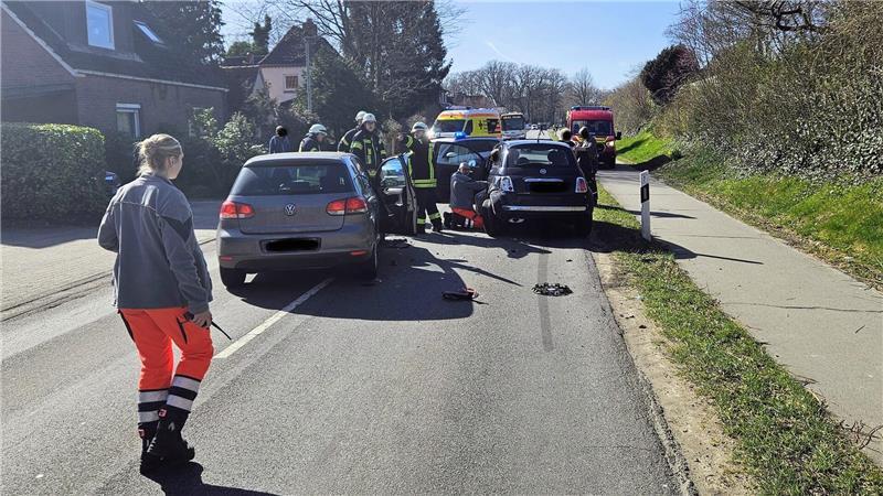 Auf der Straße Rehn-Campe in Deinste hat es gekracht.