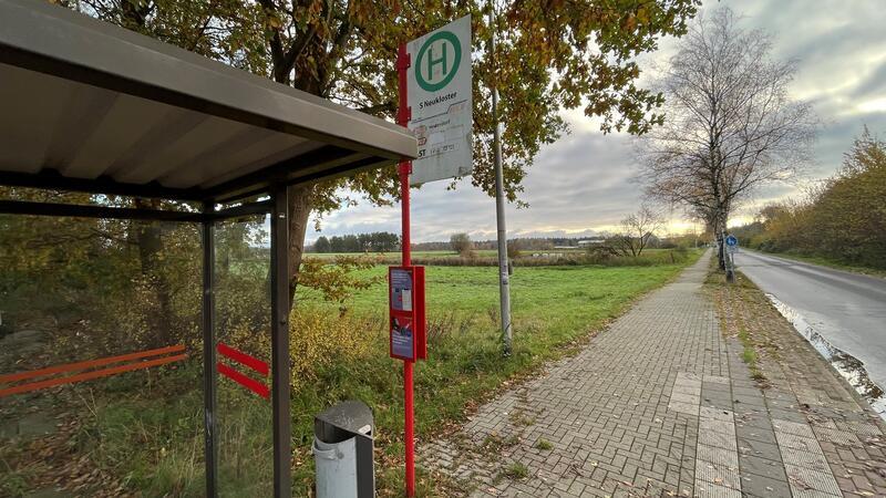 Auf diesem Gelände an der Straße Heitmannshausen wollen CDU und SPD neues Bauland schaffen.