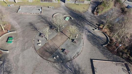 Auf diesem Spielplatz spielen die Ahlerstedter Schülerinnen und Schüler aktuell nicht gerne.