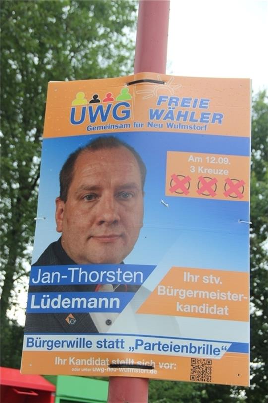 Auf seinen Wahlplakaten hatte sich Jan Lüdemann als „stv. Bürgermeisterkandidat“ empfohlen. Das hatte viele Bürger irritiert – und ist auch gründlich schiefgegangen. Foto: Michaelis