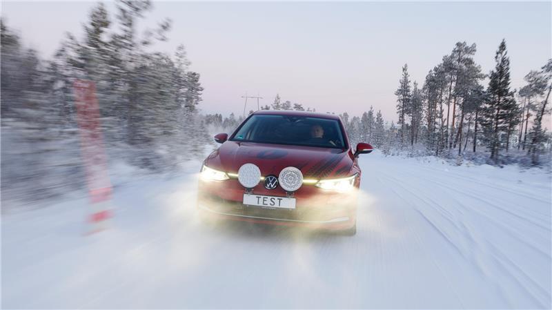 Auf verschneiten Straßen sollte man sich auf seine Reifen verlassen können.