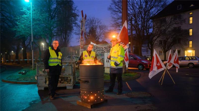 Auf vielen Betriebshöfen sind nach Angaben der Gewerkschaft Verdi Versammlungen geplant.
