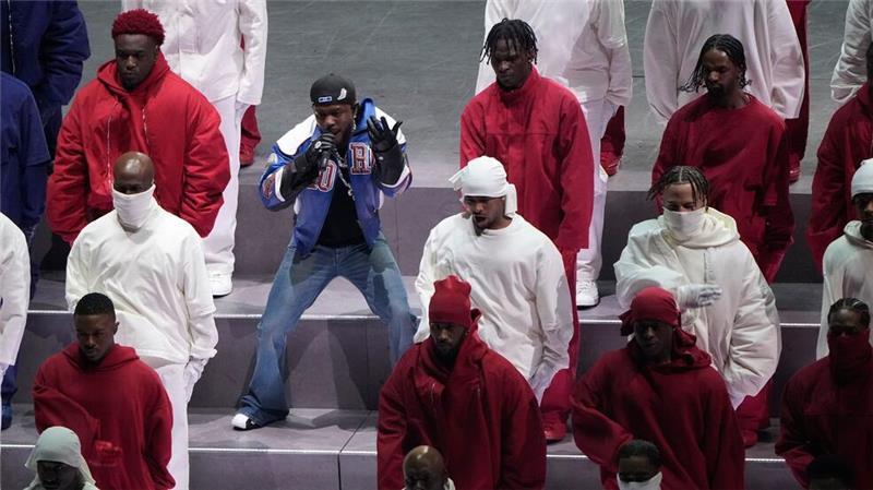 Auftritt Kendrick Lamar.