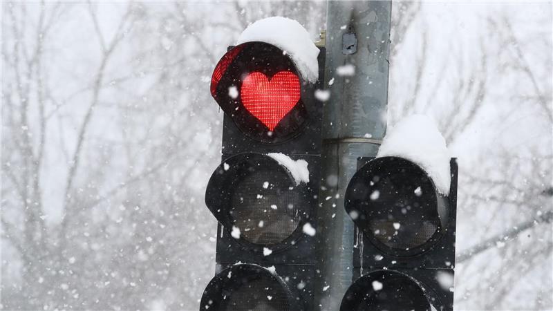 Augen auf beim Herzgebrauch - auch an der Ampel. (Archivbild)