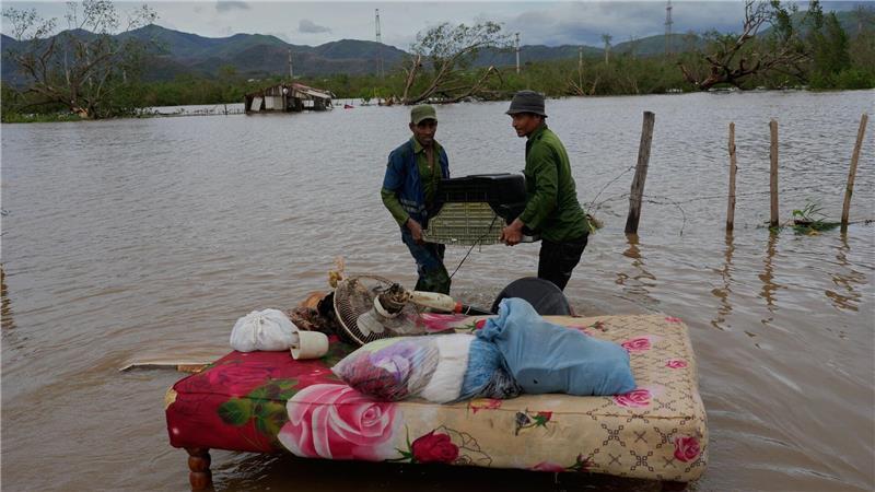 Aus Kuba wurden trotz heftiger Überschwemmungen zunächst keine Toten gemeldet.