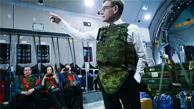 Aus Sicherheitsgründen flog Wadephul mit einem Transportflugzeug der Bundeswehr. 