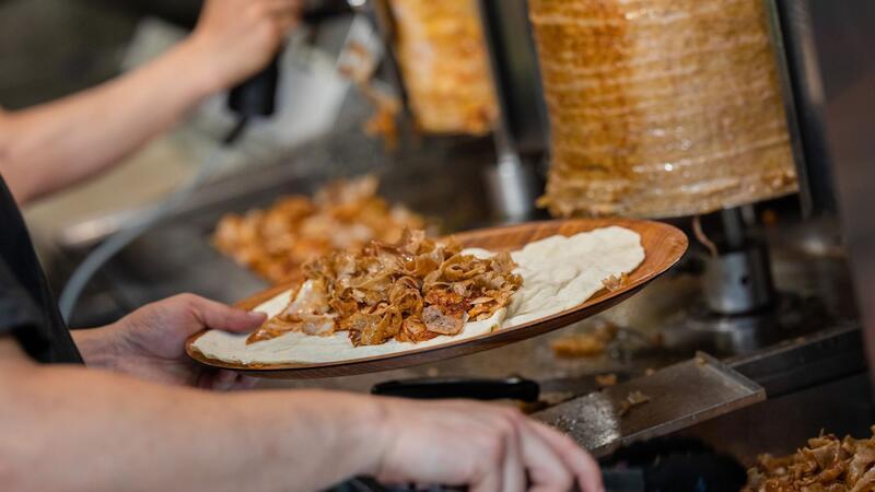 Zu viele Döner-Läden und Friseure: Wie andere Städte dagegen vorgehen Aus Sicht der CDU-Fraktion im Heilbronner Gemeinderat gibt es in der Innenstadt zu viele Dönerbuden. (Archivbild)