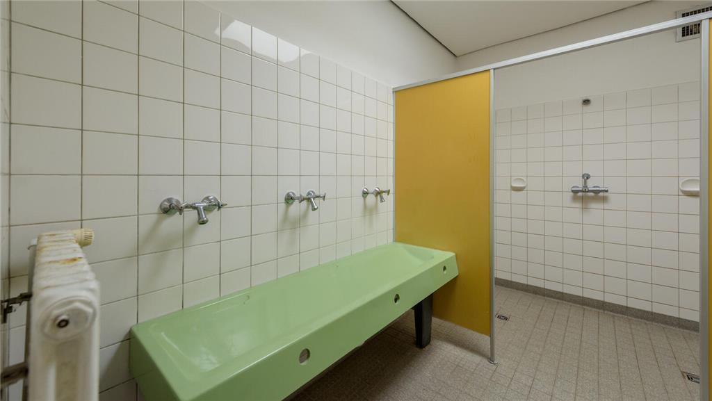 Aus der Sicht des Fotografen haben die Kabinen einen eher abweisenden Charakter.