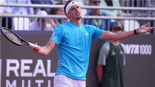 Aus im Achtelfinale von Rom: Alexander Zverev hadert mit seinem Spiel.