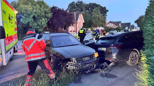 Aus ungeklärten Gründen verlor die Autofahrerin die Kontrolle über ihr Fahrzeug.