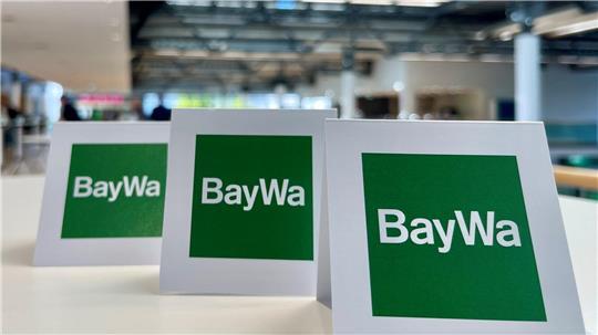 Aus vier mach drei: Die Baywa trennt sich von ihrem Vorstandschef, nun sollen die verbliebenen drei Vorstände das Unternehmen leiten. (Symbolbild)