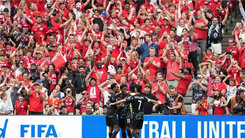 Kanada widmet 6:0 verletztem Koné - „Er bleibt ein Teil“ Ausgelassener Jubel: Jonathan David erzielte drei Tore.