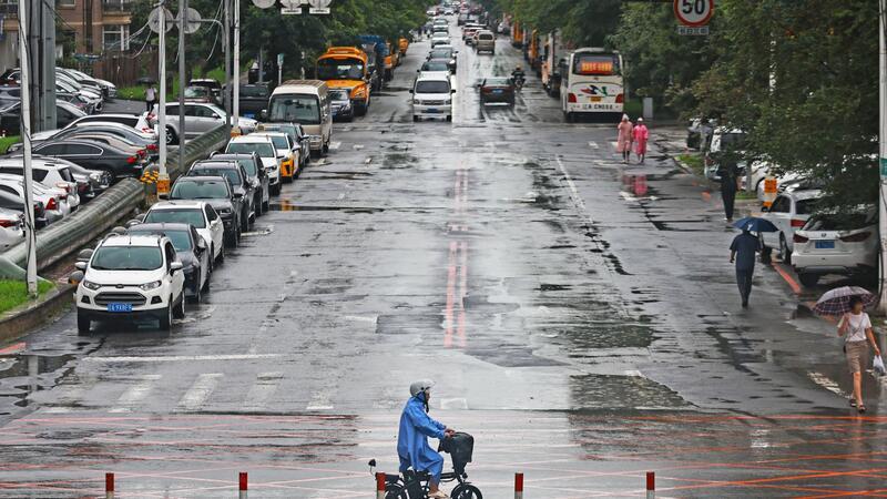 Ausläufer des Taifuns „Gaemi“ haben in Zentralchina für viel Regen gesorgt.