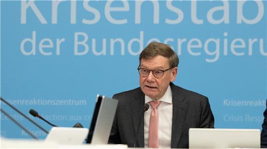 Außenminister Johann Wadephul (CDU) hatte am Montag nach einer Sitzung des Krisenstabes der Bundesregierung Charterflüge zur Rückholung von besonders verletzlichen Menschen unter den in Nahost gestrandeten Deutschen angekündigt. (Archivbild)